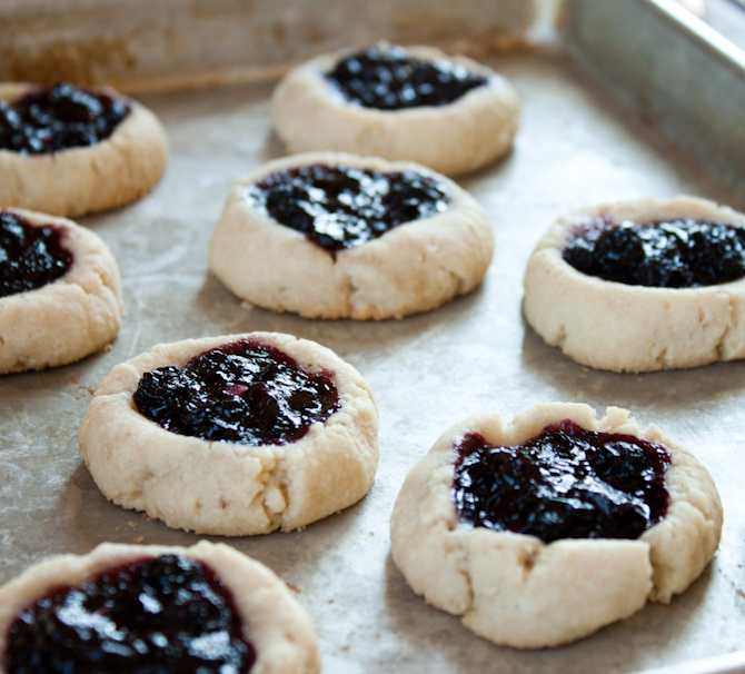 Blueberry Thumbprint Cookies | simplerootswellness.com