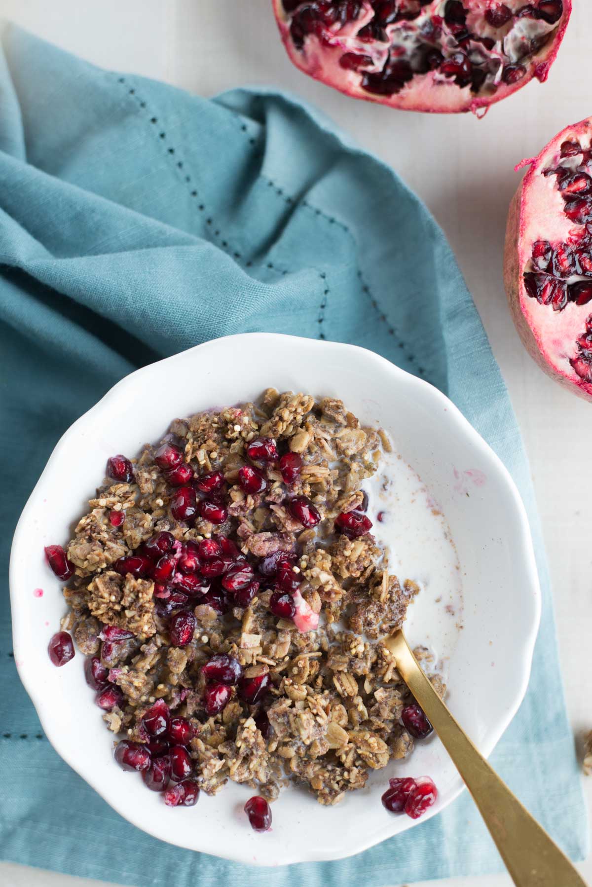 Superfood healthy granola. Loaded with everything nutritious this 10 minute granola is all you need. 