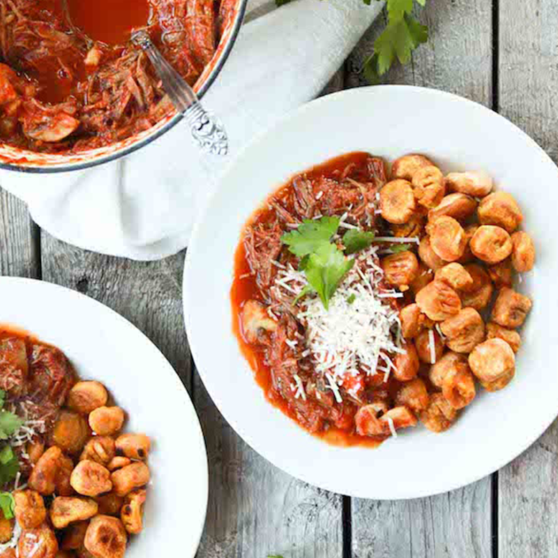 In need of a quick weeknight meal? Check out these healthy and delicious slow cooker recipes.