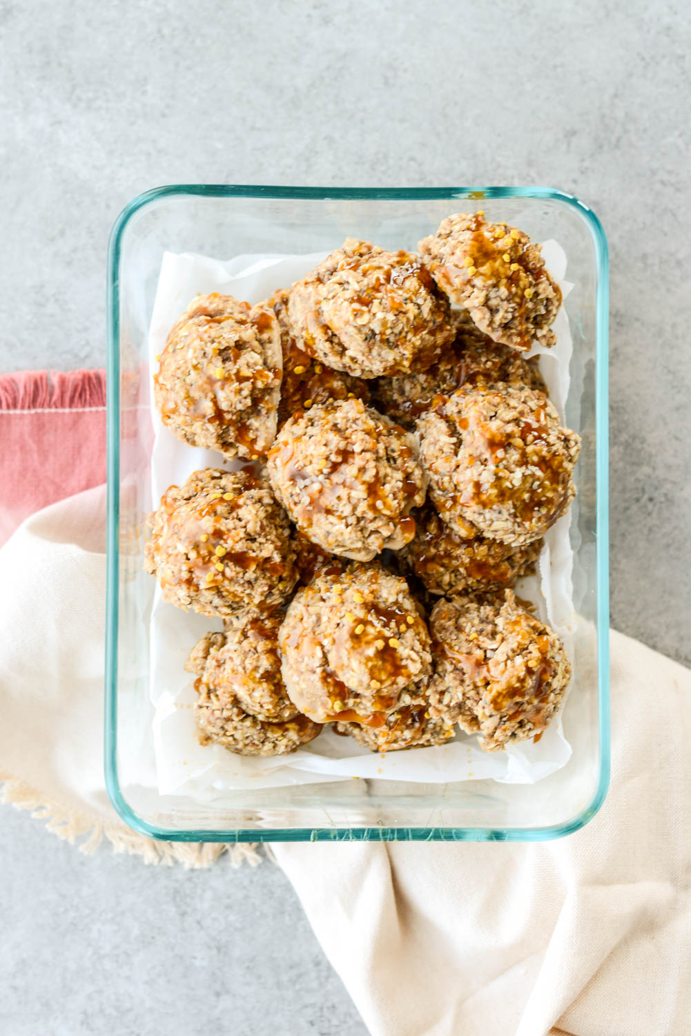 No-Bake Chai Spiced 10-Minute Fat Balls {nut-free, dairy-free, gluten-free, egg-free} | simplerootswellness.com #collagen #healthy #easy